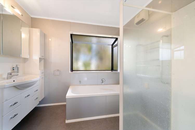 12 Bay Vista Drive Red Beach_24