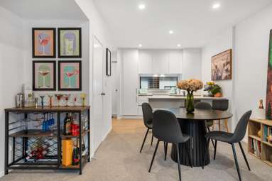 16/5A Tecoma Street_4