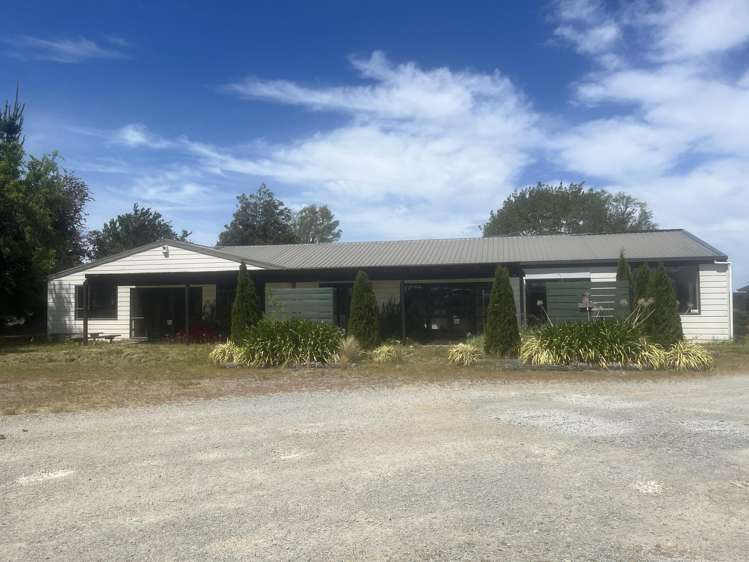 19-23 Peters Street_0