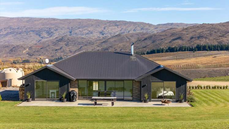 4 Skeena Way Waikerikeri_23