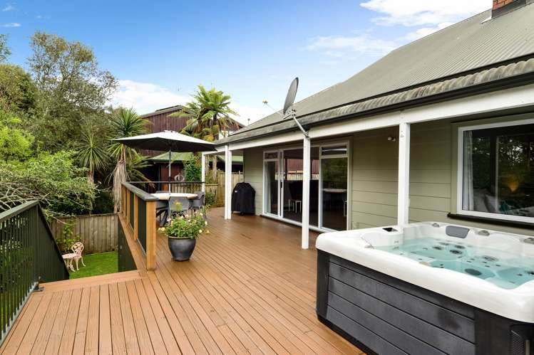 5 Oregon Crescent Glenview_4