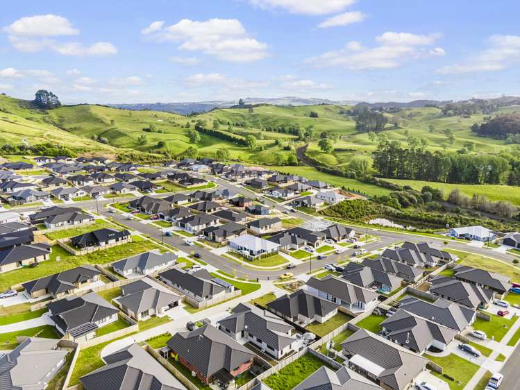 13 Paul Way Pokeno_34