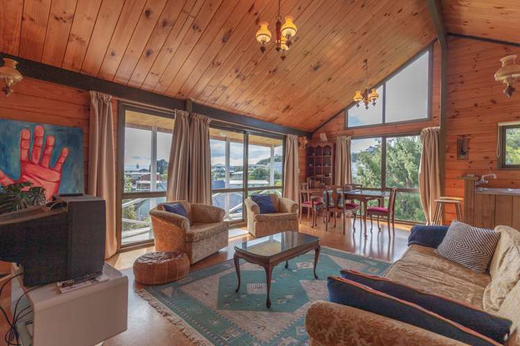 221 Russell Bruce Place Onemana_4