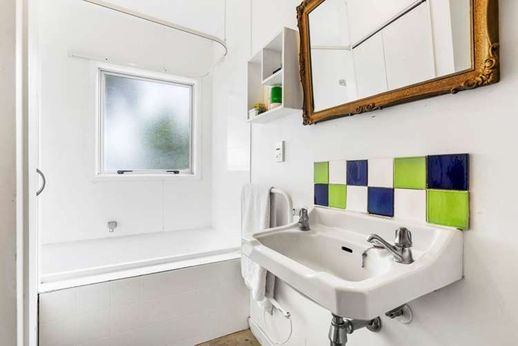 16 Crayford Street Avondale_12