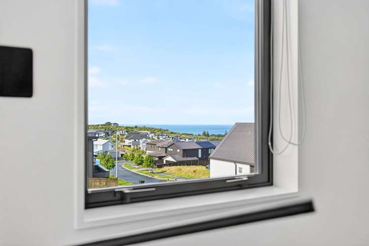 22 Tupa Street Long Bay_38
