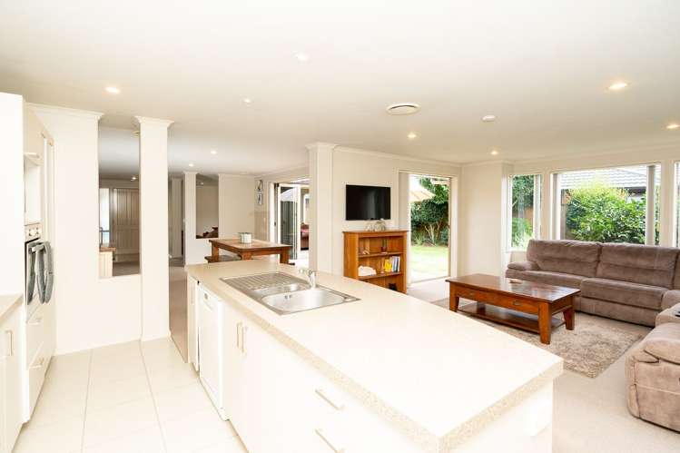 54 Winchester Place Rototuna North_6