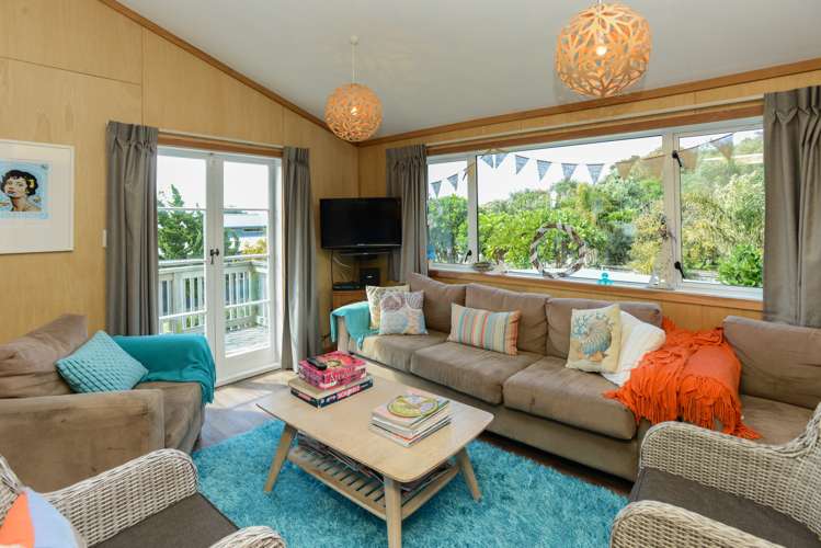 16 Lightning Ridge View Waimarama_4