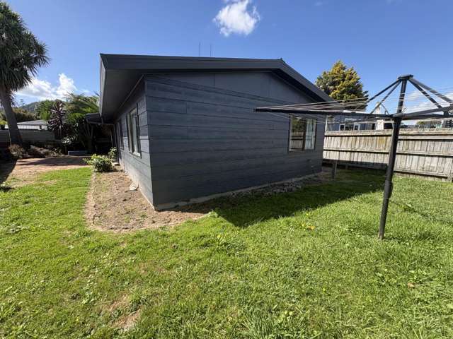 54A Lord Cobham Avenue 11597_1