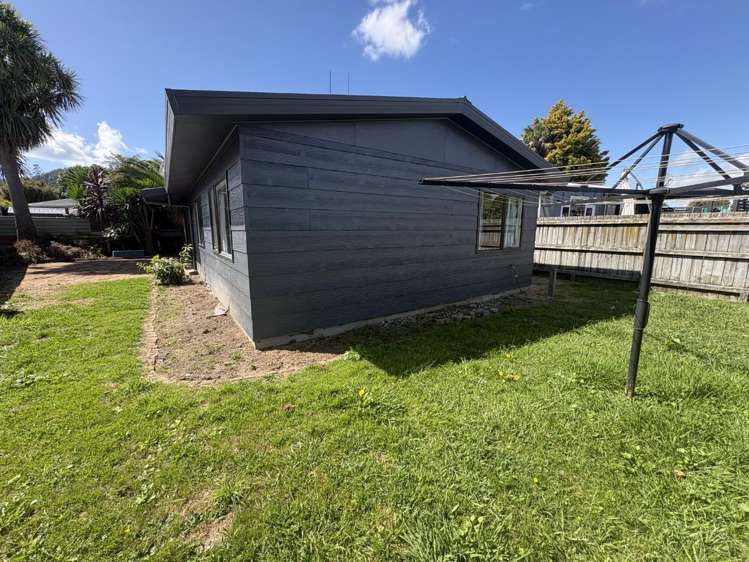 54A Lord Cobham Avenue 11597_1