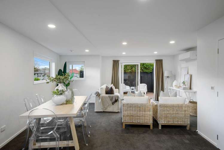 1/6 Feilding St Addington_5