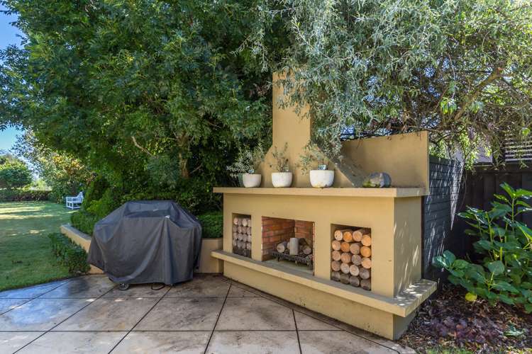 6 Leabridge Mews Harewood_26