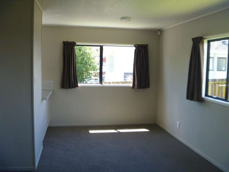 1/8 Senecio Place Manurewa_7