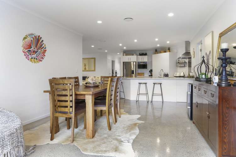 103h Glengarry Road Glen Eden_5