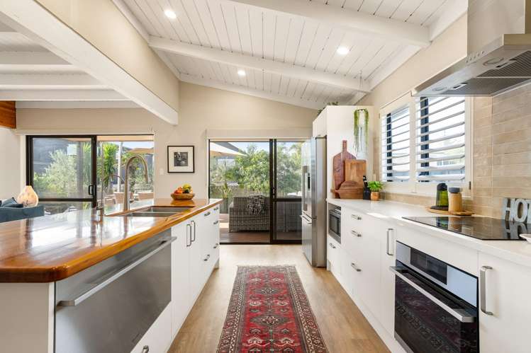 202 Beverley Terrace Whangamata_11