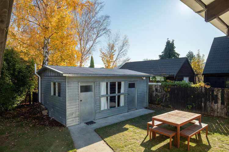 136 Beacon Point Road Wanaka_4