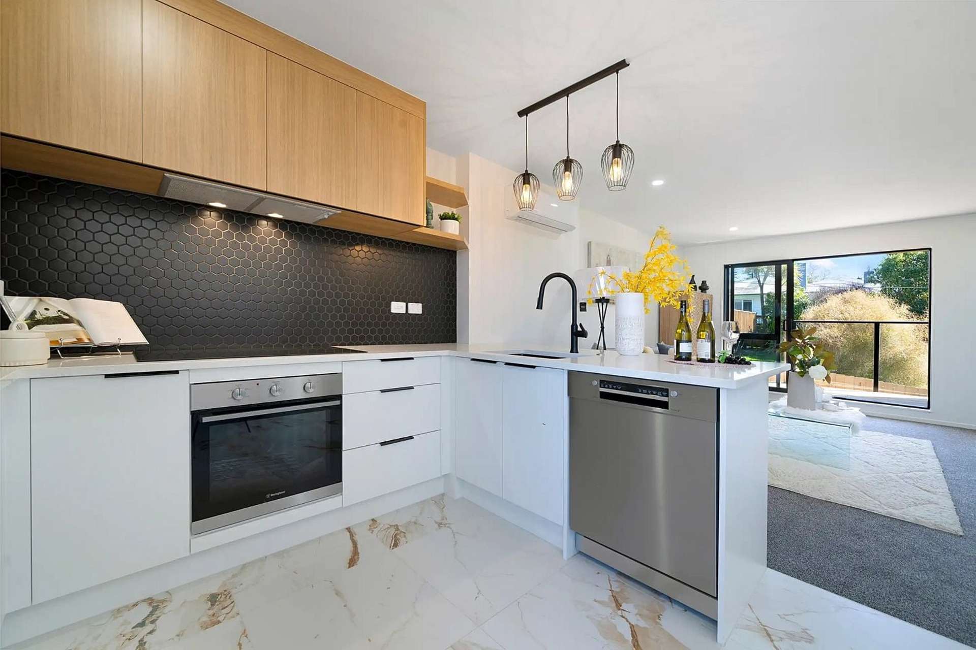 3/11 Sarona Avenue Glen Eden_0