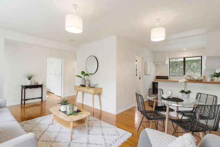 2/4 Shackleton Road Mount Eden_5