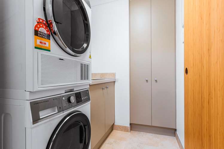 3/88 Lake Terrace Central_19