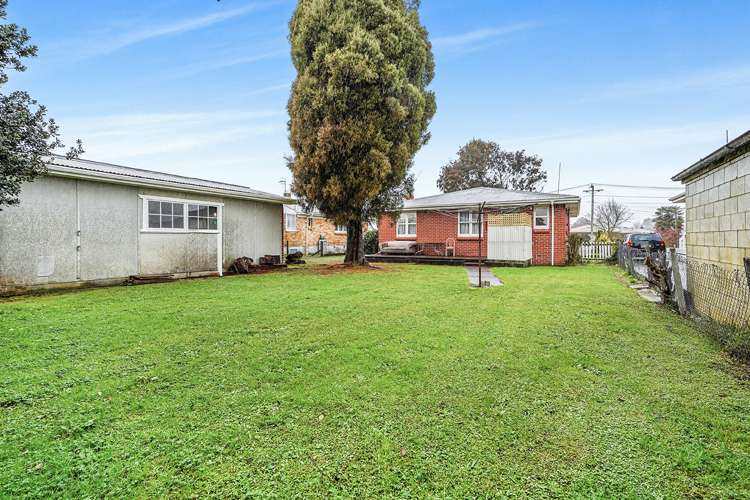 25 Keats Crescent Enderley_14