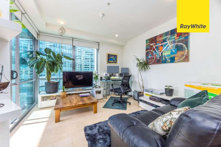 607/30 Beach Road_0