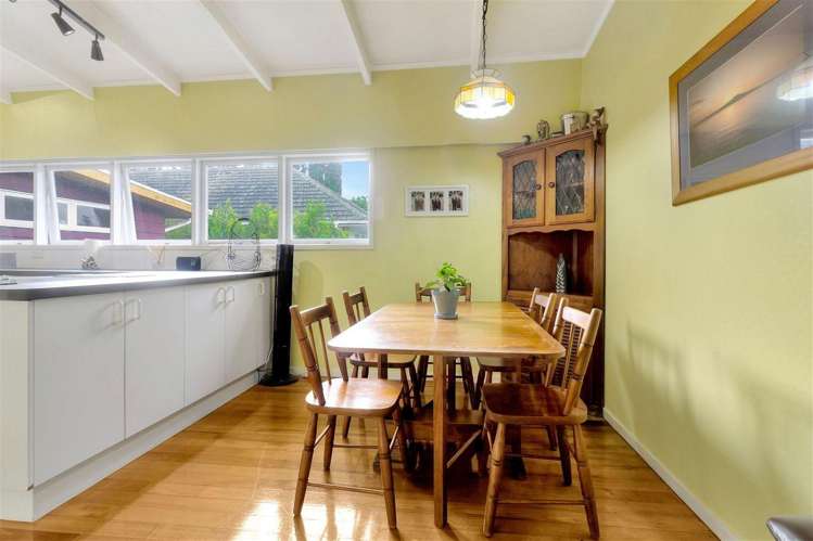 6 Alwyn Avenue 1802_6