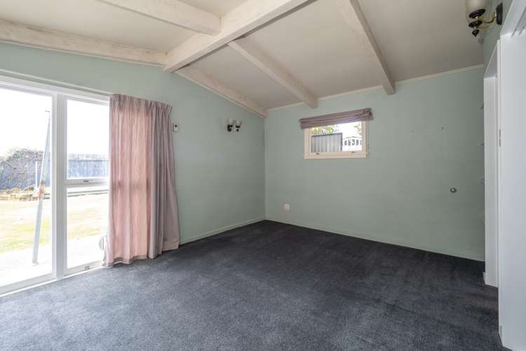 24 Queens Drive Allenton_19