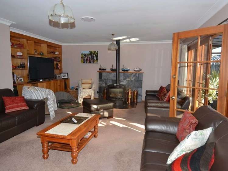 100 Chelmsford Street Windsor_5