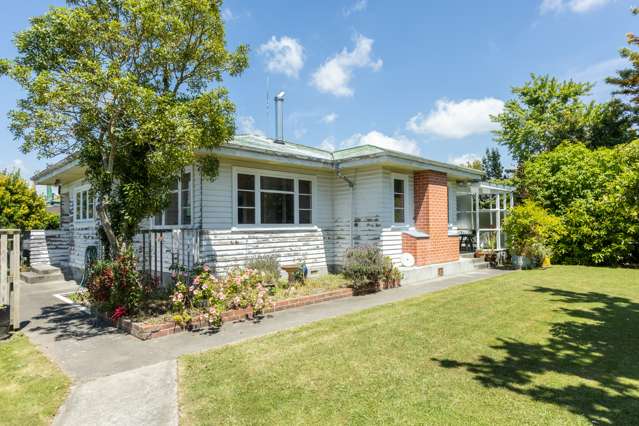 4 Cambridge Terrace Taradale_3