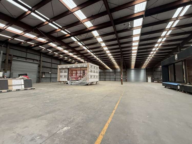 156E Main road Kumeu_6