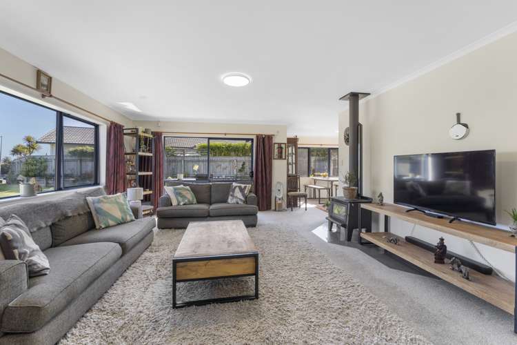 9 Byron Brown Place Otaki Beach_5