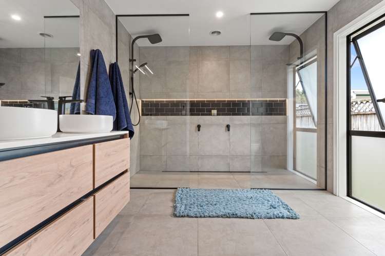 56 Daniell Street Solway_12