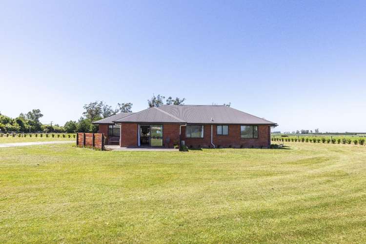 2217 Old West Coast Road 11099_2