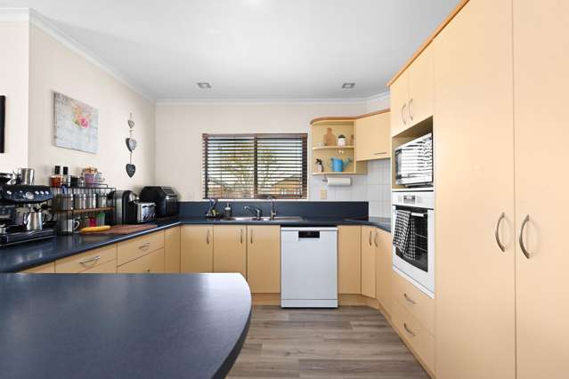 28 Diomede Glade Flagstaff_4