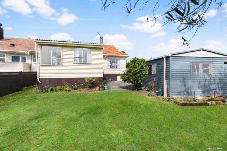 71 Premier Avenue Point Chevalier_11