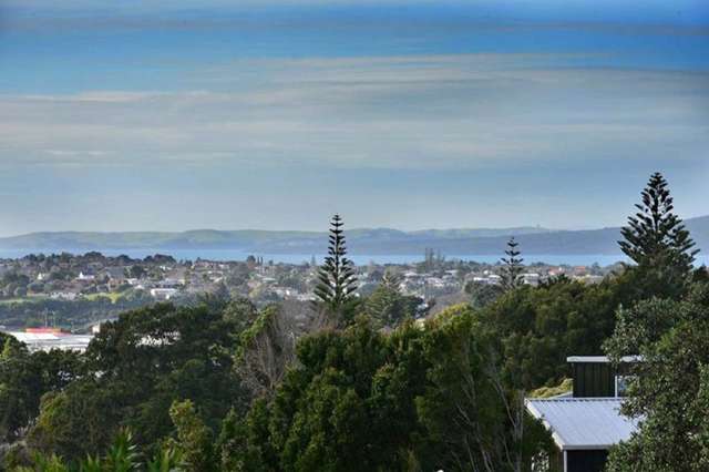 2/599 Glenfield Road Totara Vale_4