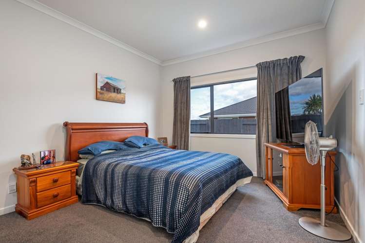8 Crabapple Close Milson_13
