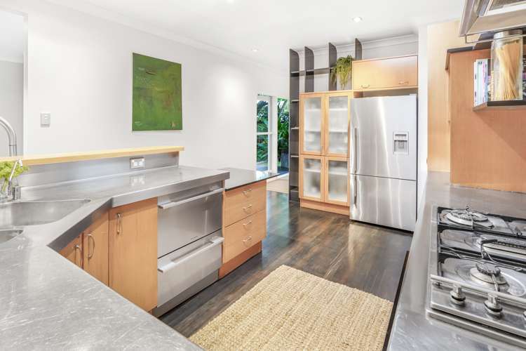 54 Memorial Drive Hamilton East_7