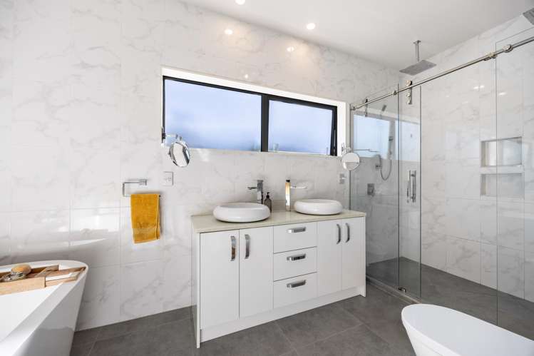 88 Kaipatiki Road Glenfield_11