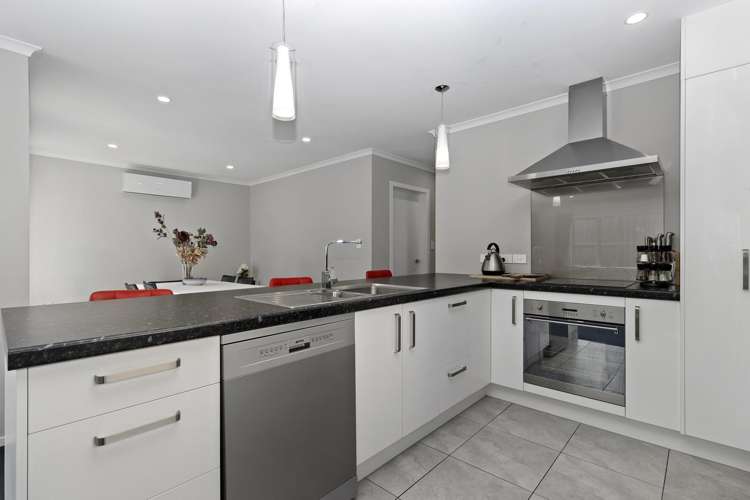 39 Tennille Street 2743_9