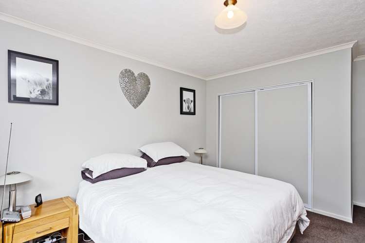 17 Korimako Avenue Otatara_11