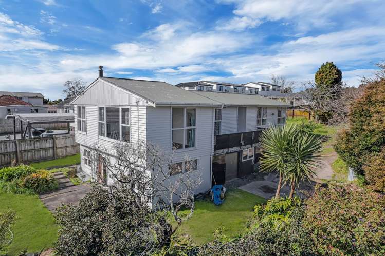 32 Barbary Avenue Kelston_1