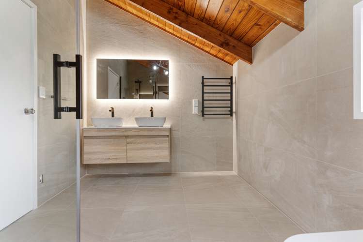 1/6 Eugenia Rise Totara Heights_9