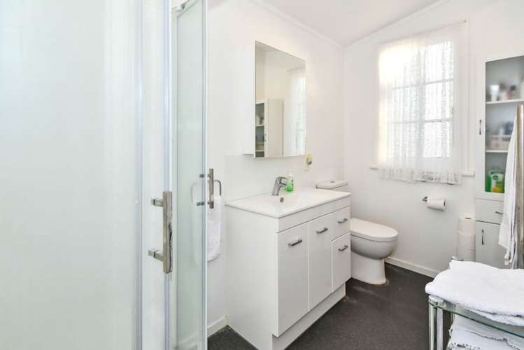 71 Great South Road Pokeno_11