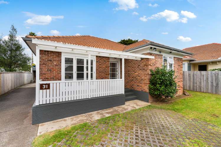 31 Woodward Road Mount Albert_12