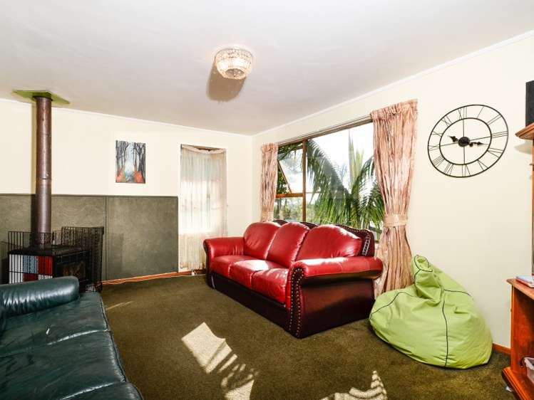 65 Solar Road Glen Eden_9