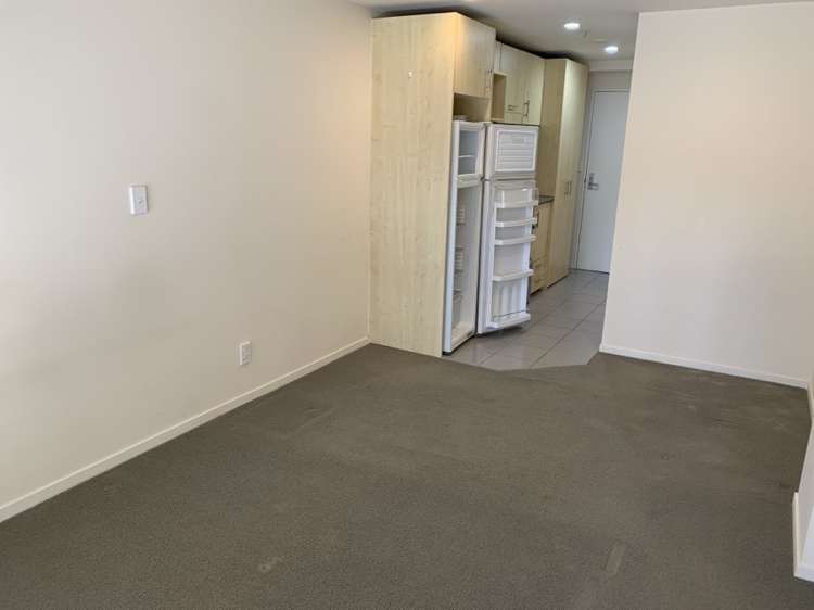 8L/23 Emily Place 10015_3