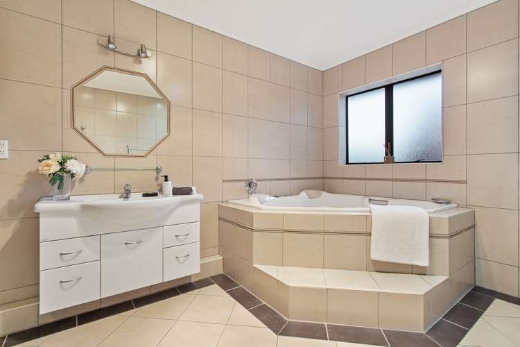 13 Marine Lane Mount Wellington_16