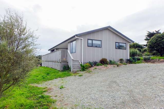 MODERN LIVING IN KAKANUI