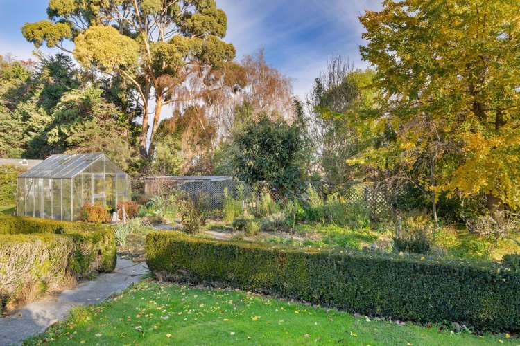 28 Bothams Bend Road Spring Creek_68