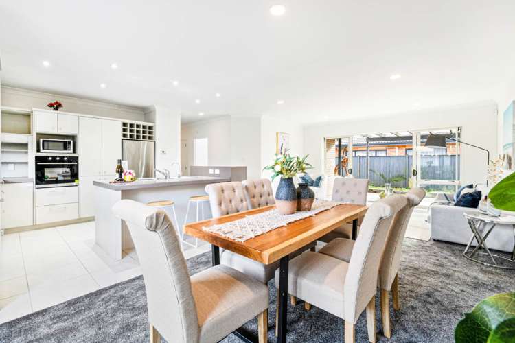 15 Stranraer Crescent Wattle Downs_5